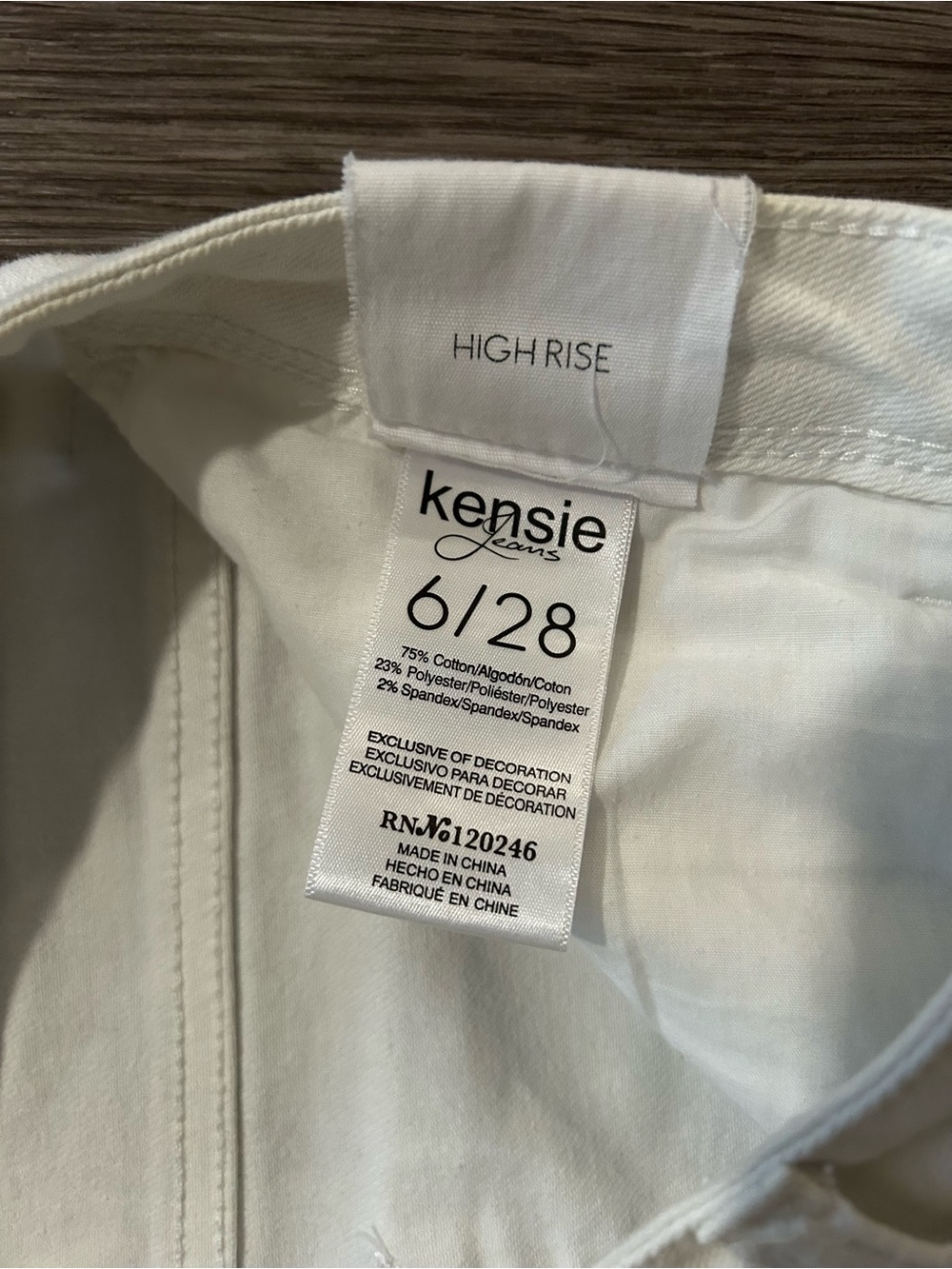 Kensie white high rise Skinny Jeans - Picture 3 of 9
